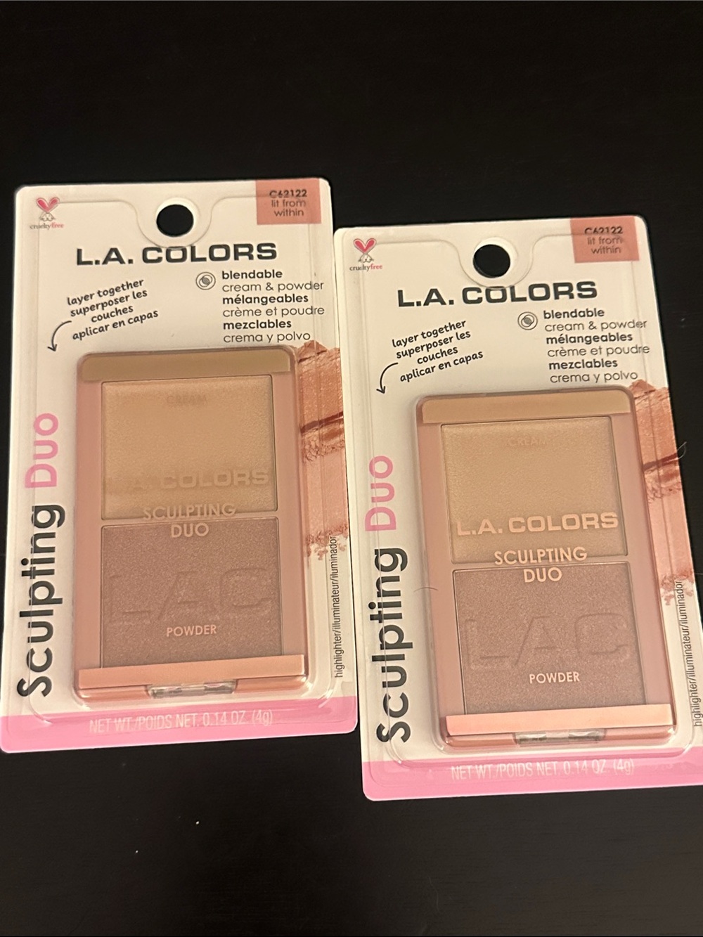 2 L.A. COLORS Sculpting Duo Powder Makeup lit from within Nude/Beige